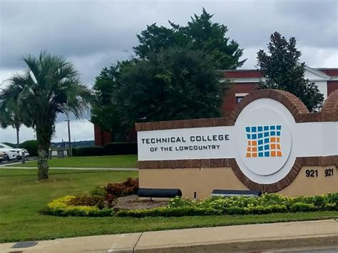 Tcl beaufort - Questions about the accreditation of Technical College of the Lowcountry may be directed in writing to the Southern Association of Colleges and Schools Commission on Colleges at 1866 Southern Lane, Decatur, GA 30033-4097, by calling (404) 679-4500, or by using information available on SACSCOC’s website ( www.sacscoc.org ).